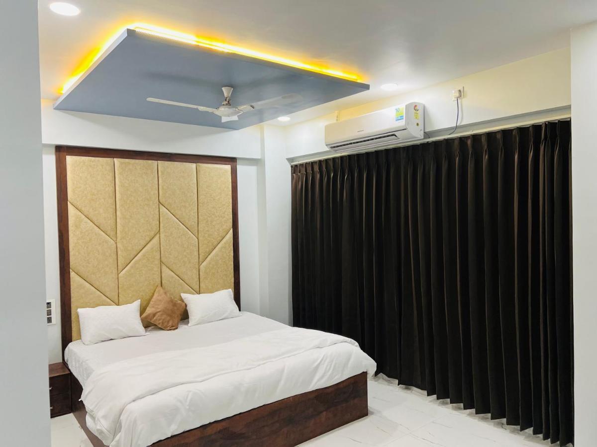 Hotel New City Light Сурат Экстерьер фото